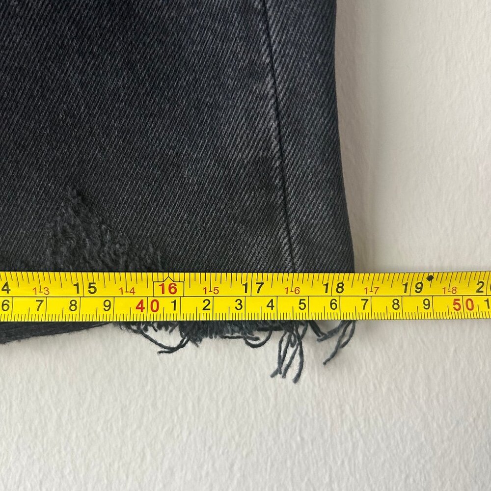 AGOLDE Parker Raw Hem Black Distressed Denim Mini Skirt Women's Size 25 - Picture 8 of 9